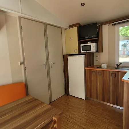 营地 Le Bellevue *