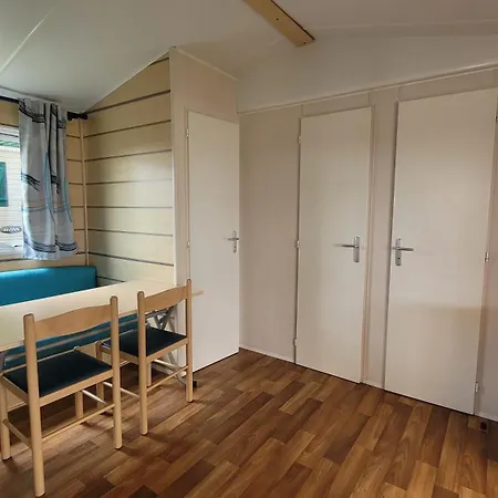 营地 Le Bellevue Barzan