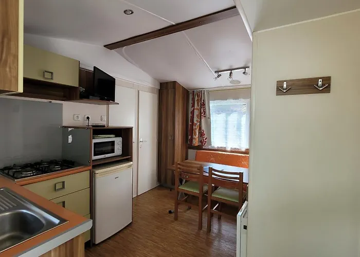 Camping Le Bellevue Barzan