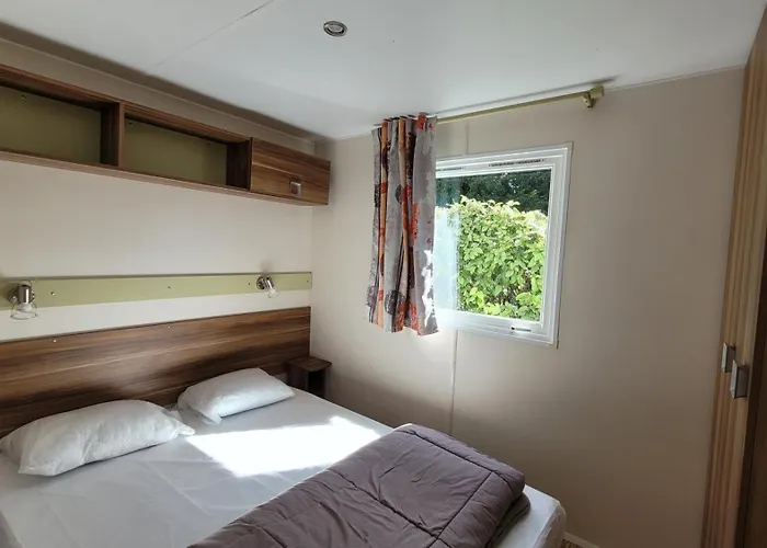 Le Bellevue Camping Barzan